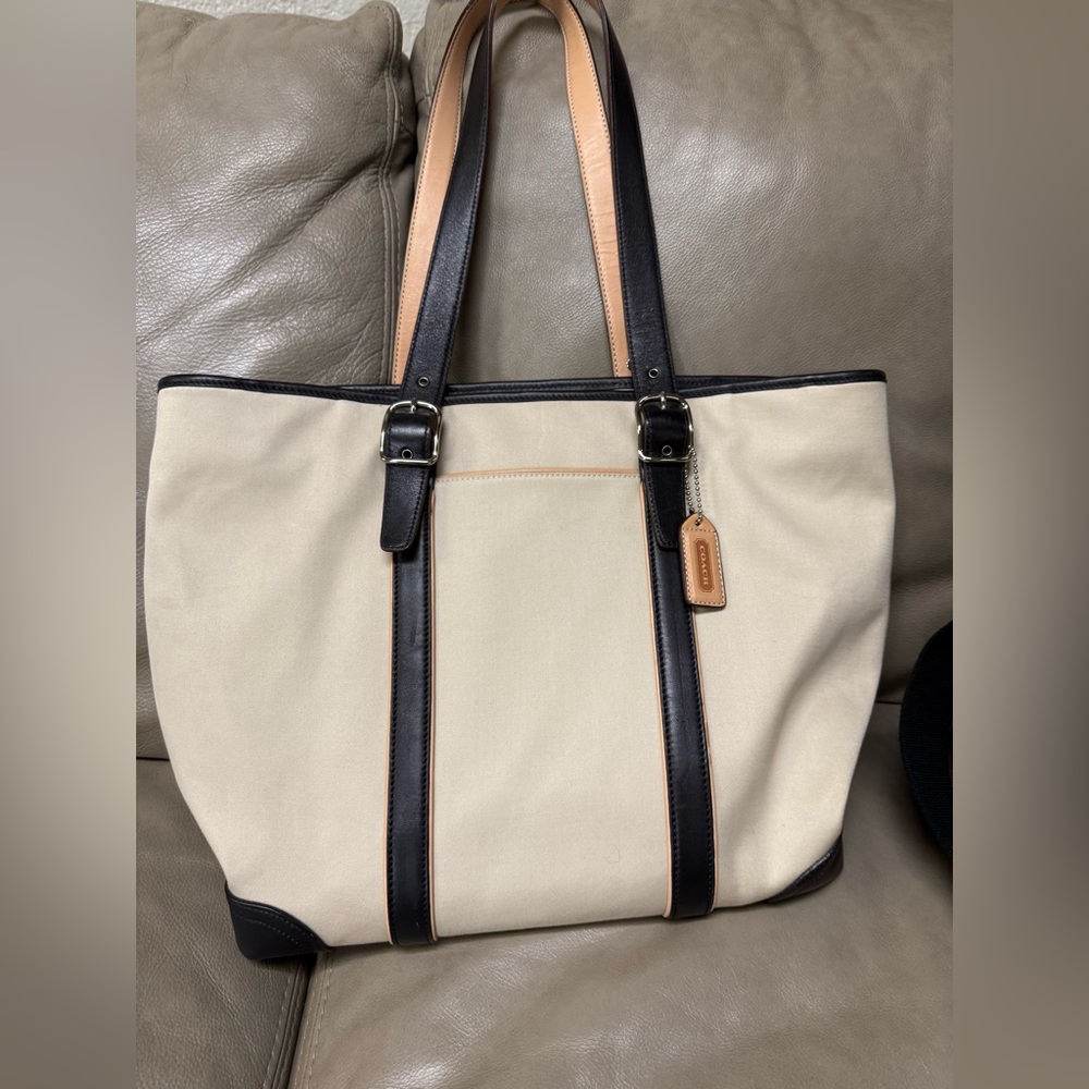 Coach Cream and Black Hampton Tote Bag